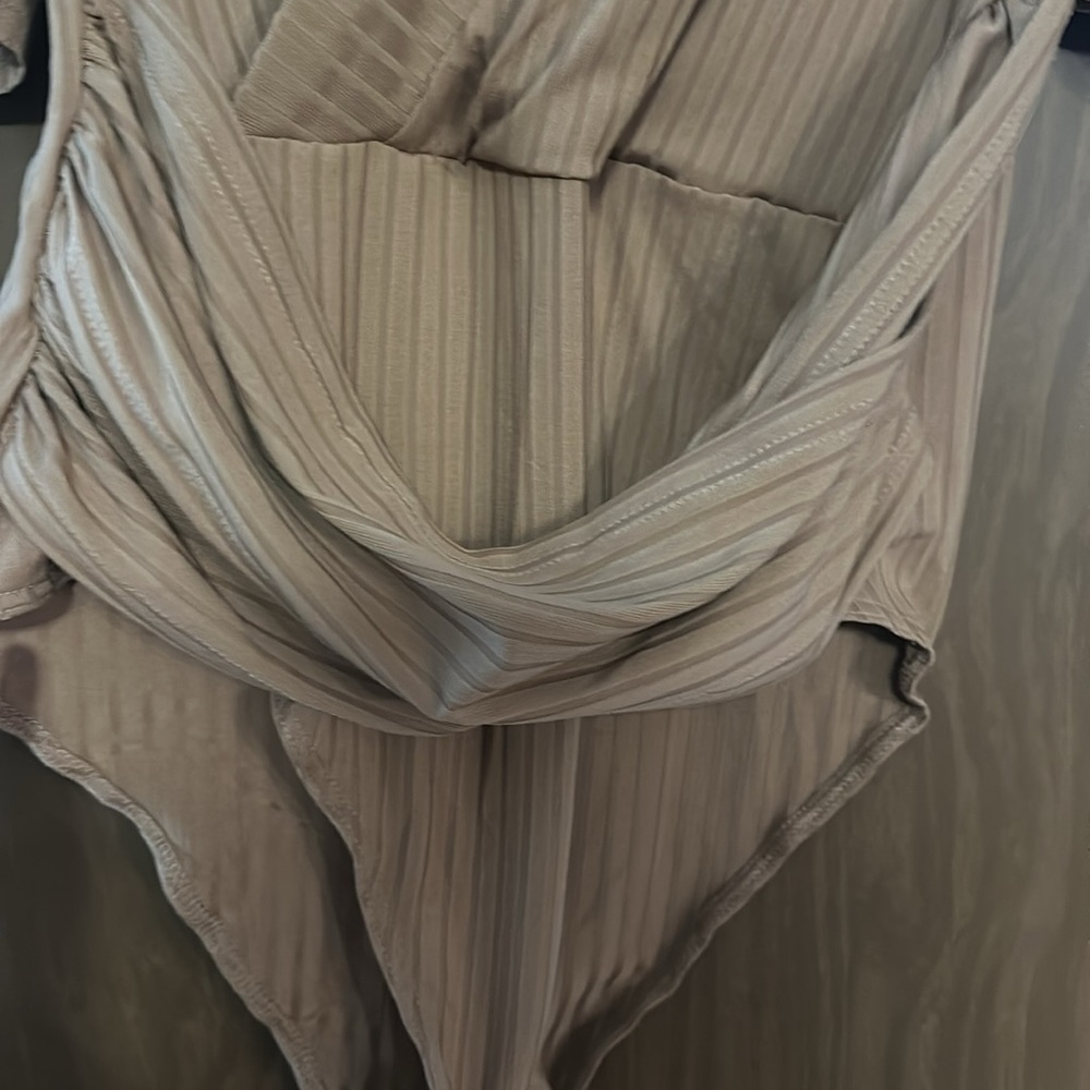 Light tan/beige Bodysuit - Picture 5 of 5